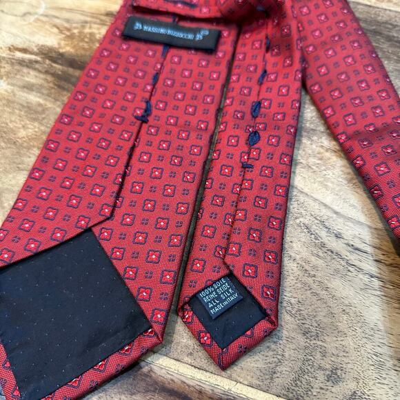 Massimo Bizzocchi Men's Red 100% Silk Neck Tie - Picture 3 of 5